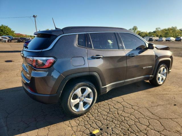 3C4NJDBB4KT813159 - 2019 JEEP COMPASS LATITUDE Grau Foto 3