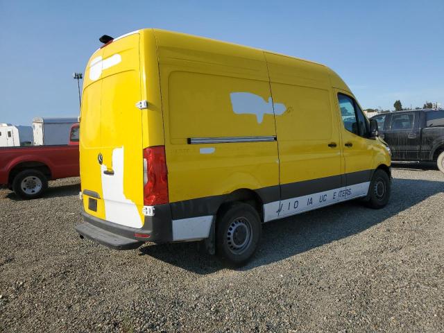 W1Y4KBHY8ST220114 - 2025 MERCEDES-BENZ SPRINTER 2500 YELLOW photo 3