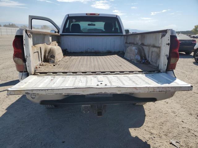1GCHC24U34E162393 - 2004 CHEVROLET SILVERADO C2500 HEAVY DUTY WHITE photo 10