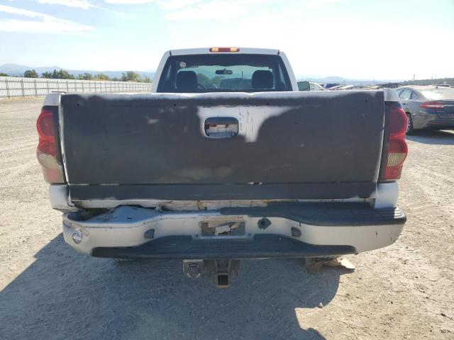 1GCHC24U34E162393 - 2004 CHEVROLET SILVERADO C2500 HEAVY DUTY WHITE photo 6