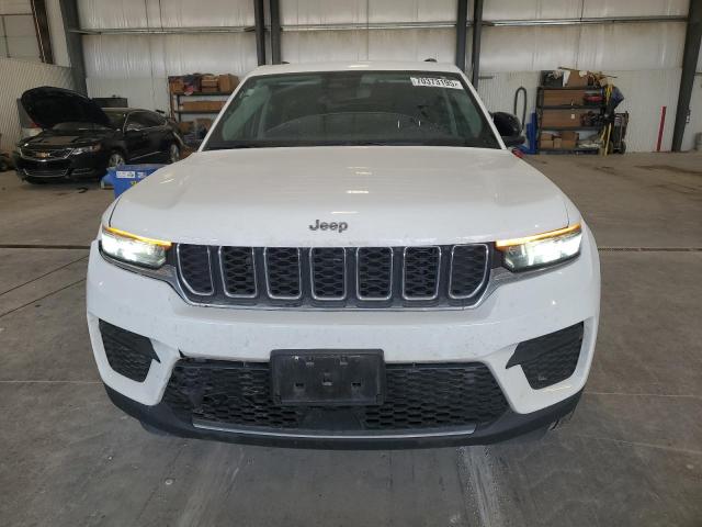 1C4RJHAG2PC570637 - 2023 JEEP GRAND CHER LAREDO Weiß Foto 5