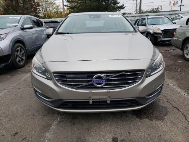 YV140MEK2F1227450 - 2015 VOLVO V60 PREMIER GRAY photo 5