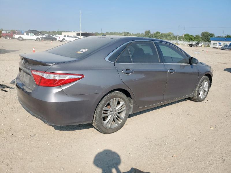 4T1BF1FK3FU480554 - 2015 TOYOTA CAMRY LE GRAY photo 3