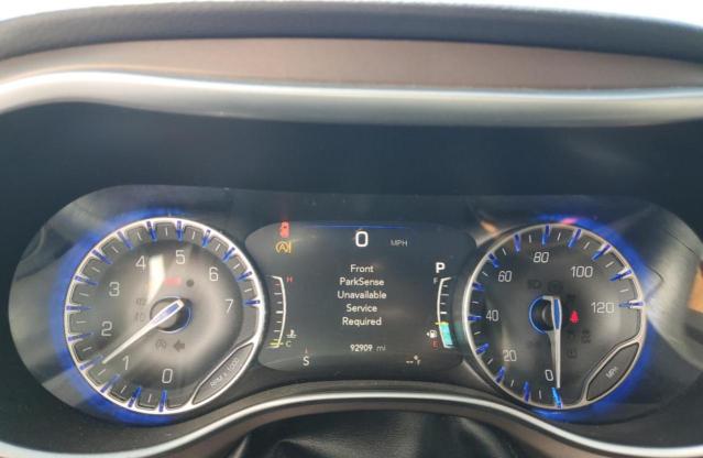 2C4RC1EG4JR291670 - 2018 CHRYSLER PACIFICA TOURING L PLUS MAROON photo 9