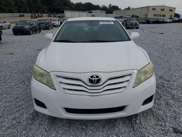 4T1BF3EK8BU675380 - 2011 TOYOTA CAMRY BASE WHITE photo 5