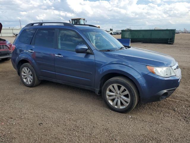 JF2SHADC5BH778523 - 2011 SUBARU FORESTER 2.5X PREMIUM BLUE photo 4