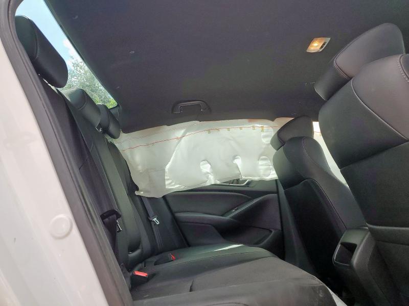 1HGCV1F37KA147324 - 2019 HONDA ACCORD SPORT WHITE photo 10