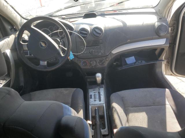 KL1TD66E89B365168 - 2009 CHEVROLET AVEO LS SILVER photo 8