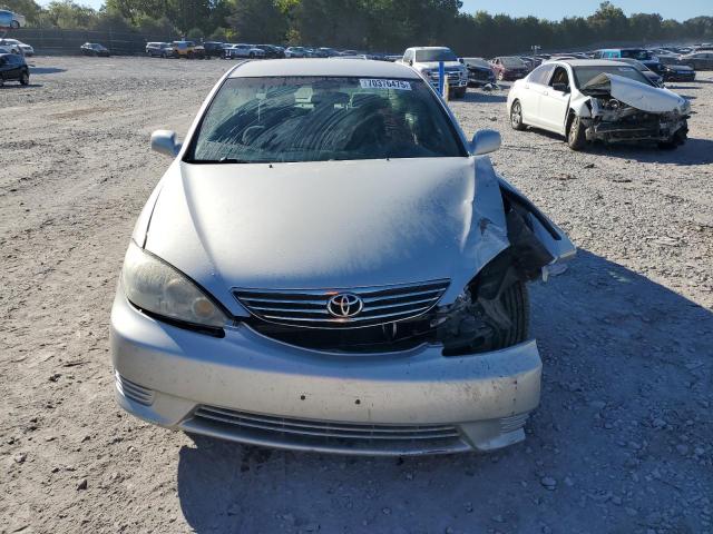 4T1BE32K45U518232 - 2005 TOYOTA CAMRY LE SILVER photo 5