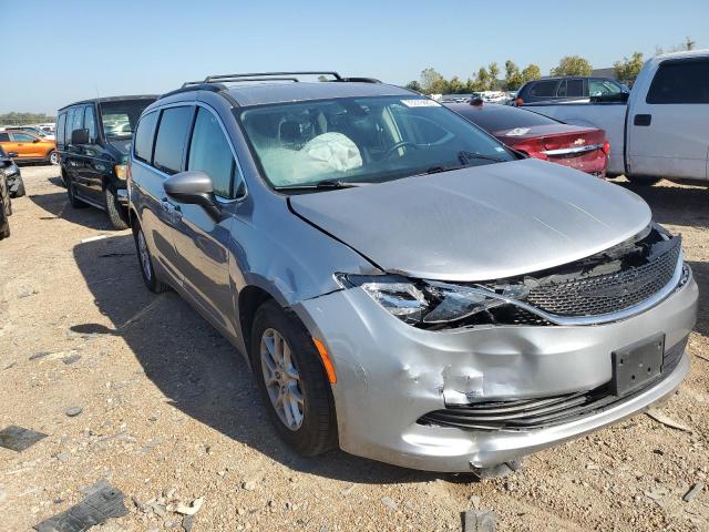 2C4RC1DG7LR176713 - 2020 CHRYSLER VOYAGER LXI SILVER photo 4