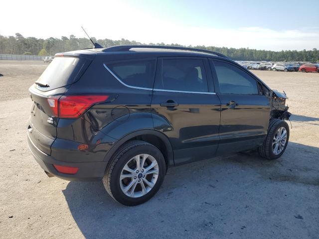 1FMCU9HD6KUA65536 - 2019 FORD ESCAPE SEL Czarny zdjęcie 3
