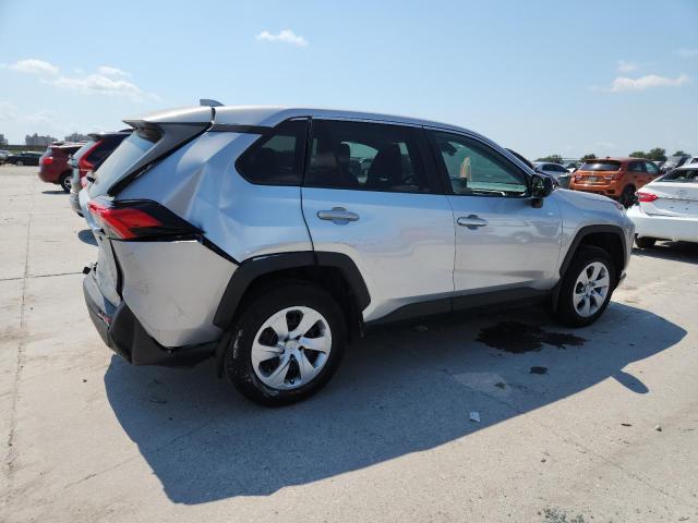 2T3H1RFV4NC211097 - 2022 TOYOTA RAV4 LE SILVER photo 3