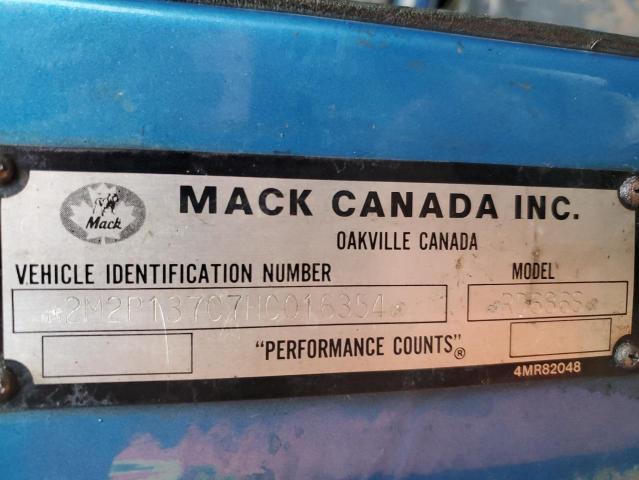 2M2P137C7HC016354 - 1987 MACK 600 RD600 BLUE photo 10