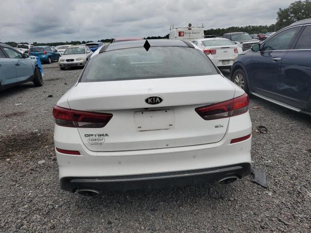 5XXGU4L19KG339419 - 2019 KIA OPTIMA EX WHITE photo 6