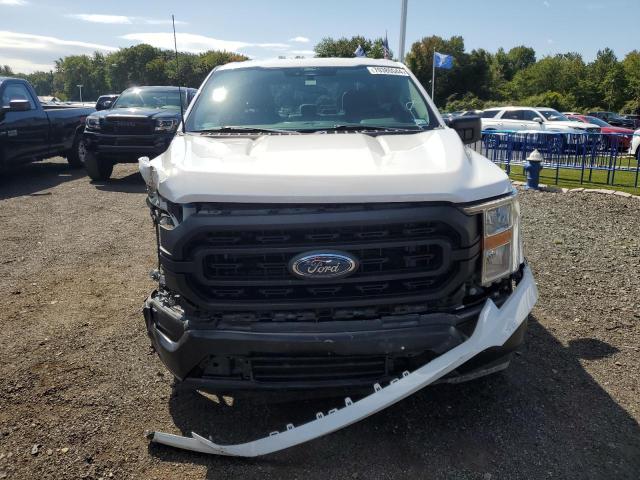 1FTEW1C50NKE40166 - 2022 FORD F150 SUPERCREW WHITE photo 5