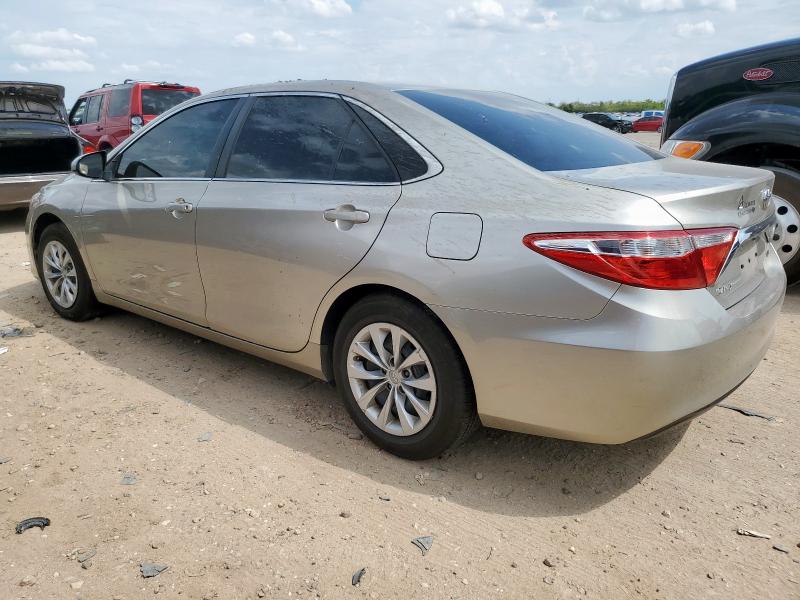 4T1BF1FK1HU735947 - 2017 TOYOTA CAMRY LE 银色 照片 2
