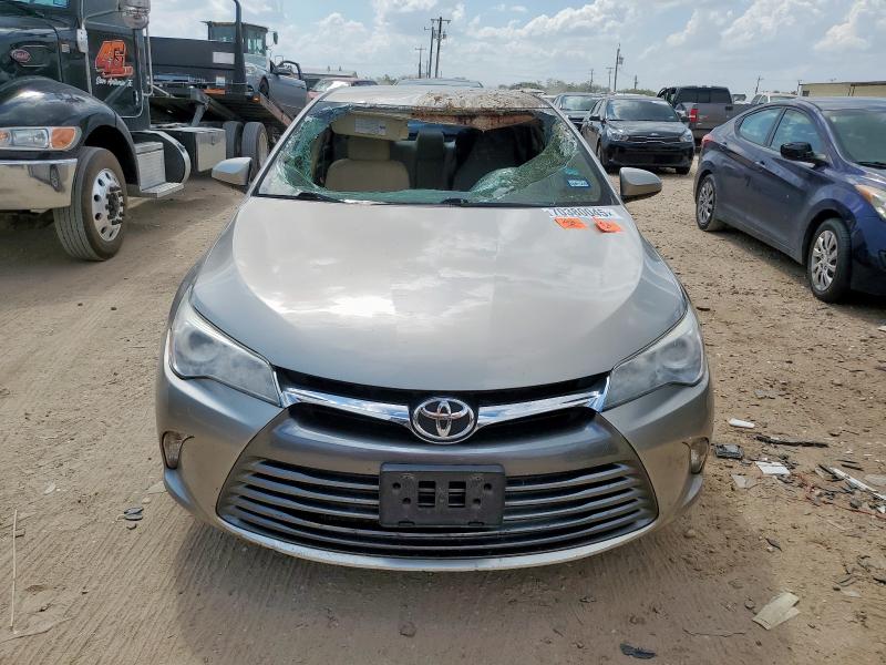 4T1BF1FK1HU735947 - 2017 TOYOTA CAMRY LE 银色 照片 5