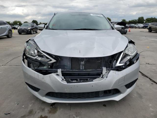 3N1AB7AP5JY254431 - 2018 NISSAN SENTRA S SILVER photo 5