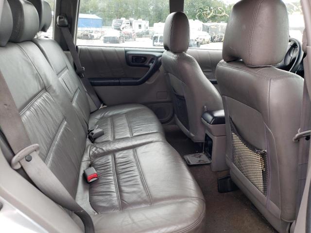 JF1SF65672H732630 - 2002 SUBARU FORESTER S 银色 照片 10