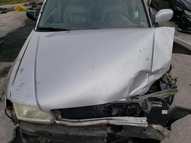 JF1SF65672H732630 - 2002 SUBARU FORESTER S 银色 照片 11