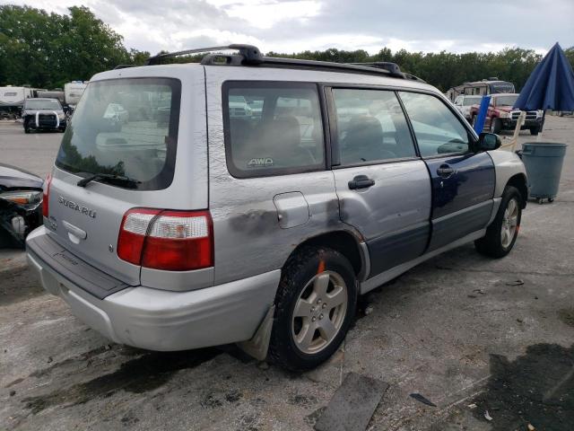 JF1SF65672H732630 - 2002 SUBARU FORESTER S 银色 照片 3