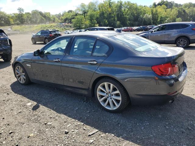 WBAFU7C56BC870378 - 2011 BMW 5 SERIES XI GRAY photo 2