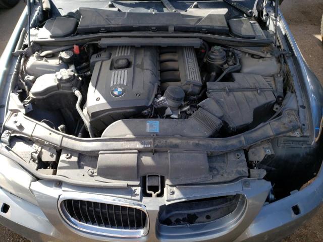 WBAPK7C54BA817183 - 2011 BMW 328 XI GRAY photo 11