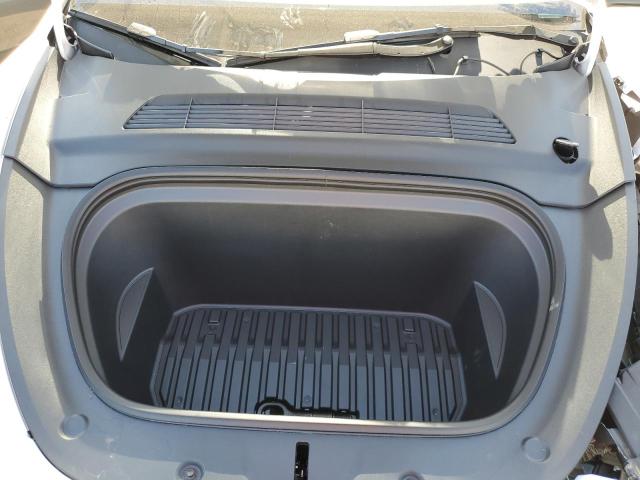 7SAYGDEE9RF186598 - 2024 TESLA MODEL Y 白色 照片 11