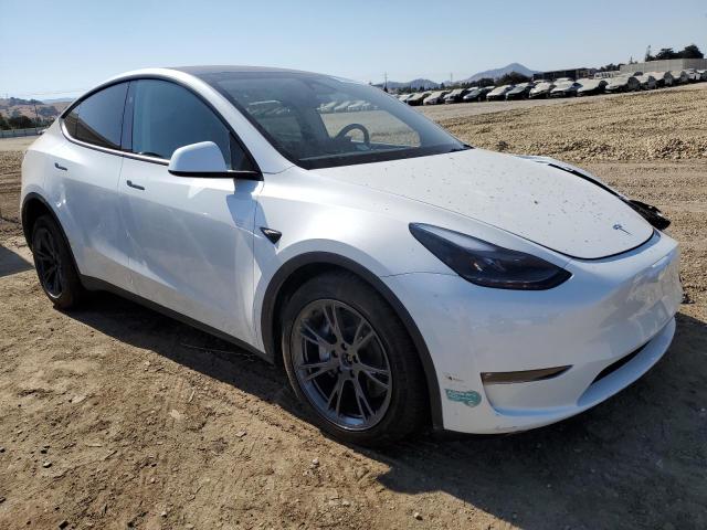 7SAYGDEE9RF186598 - 2024 TESLA MODEL Y 白色 照片 4