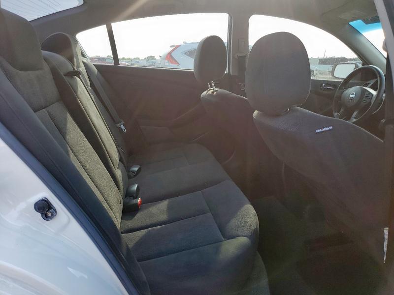 1N4AL2AP7AN424577 - 2010 NISSAN ALTIMA BASE WHITE photo 10