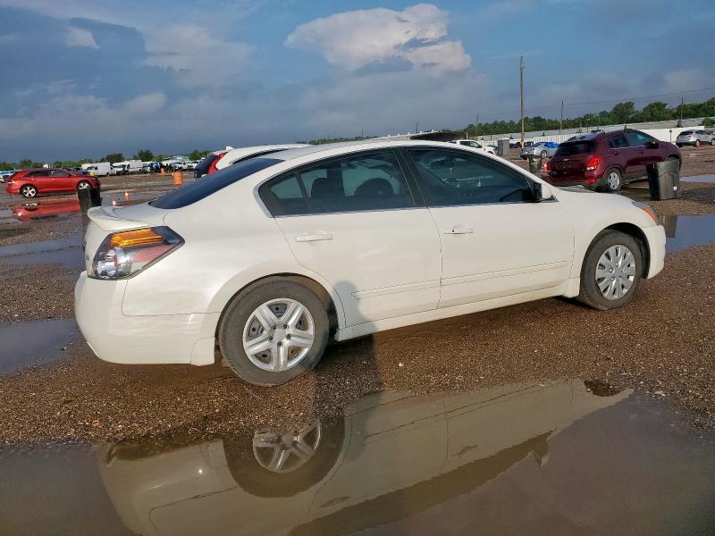1N4AL2AP7AN424577 - 2010 NISSAN ALTIMA BASE WHITE photo 3