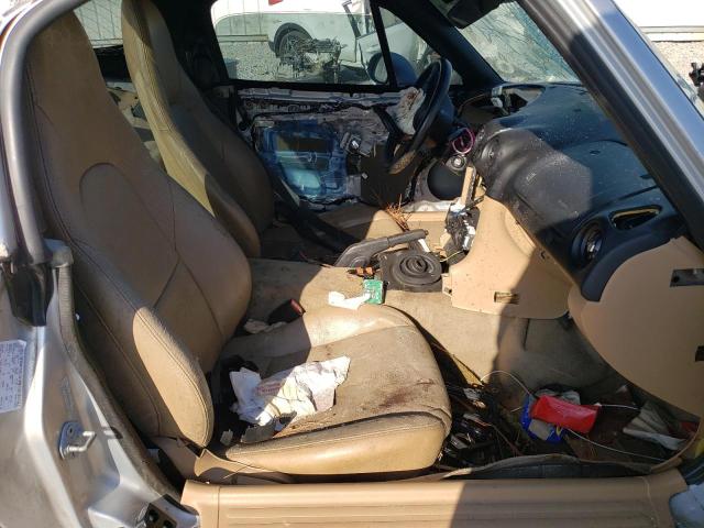 JM1NB353010201144 - 2001 MAZDA MX-5 MIATA BASE SILVER photo 7