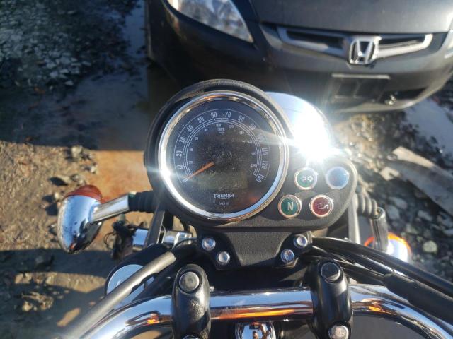 SMT900K10FT664465 - 2015 TRIUMPH MOTORCYCLE BONNEVILLE BLACK photo 8