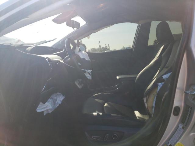 JTDKARFP7H3034266 - 2017 TOYOTA PRIUS PRIM 银色 照片 7