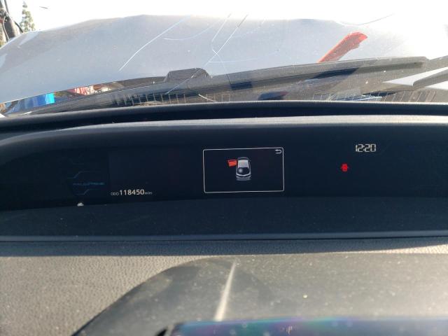 JTDKARFP7H3034266 - 2017 TOYOTA PRIUS PRIM 银色 照片 9