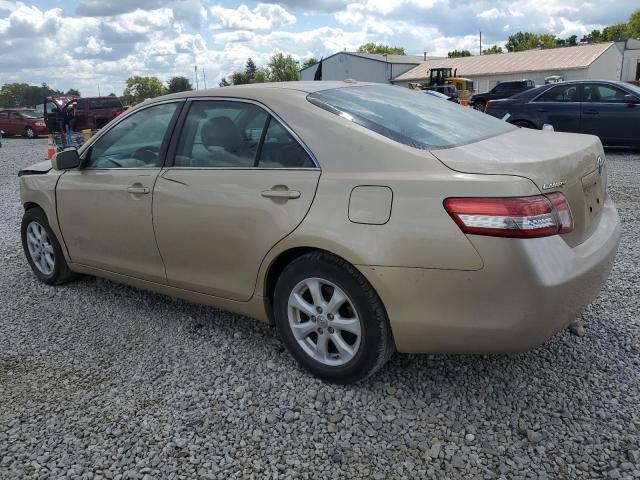 4T1BF3EK4BU146461 - 2011 TOYOTA CAMRY BASE GOLD photo 2