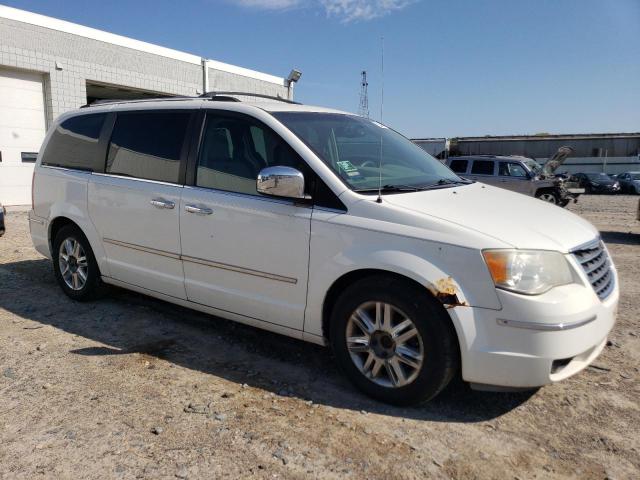 2A8HR64X78R100318 - 2008 CHRYSLER TOWN & COU LIMITED WHITE photo 4