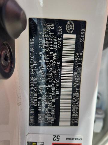 4T1B11HK6JU575596 - 2018 TOYOTA CAMRY L WHITE photo 12