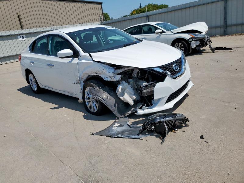 3N1AB7AP8JY295880 - 2018 NISSAN SENTRA S WHITE photo 4