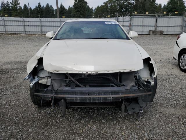 1G6DG8EY3B0159949 - 2011 CADILLAC CTS LUXURY COLLECTION Blanc photo 5