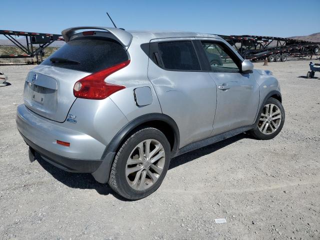 JN8AF5MR4DT201689 - 2013 NISSAN JUKE S SILVER photo 3