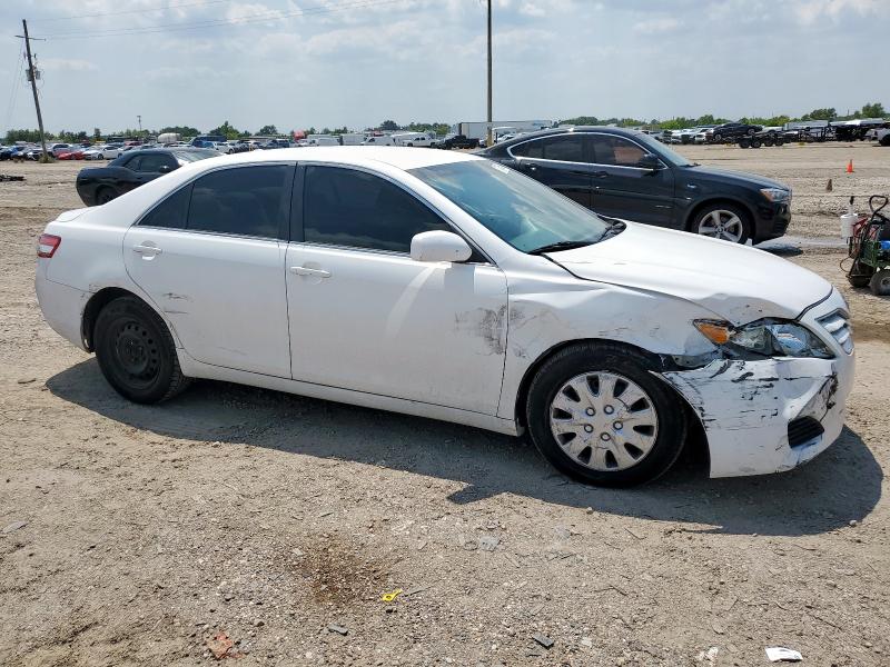 4T1BF3EK6AU526562 - 2010 TOYOTA CAMRY BASE WHITE photo 4