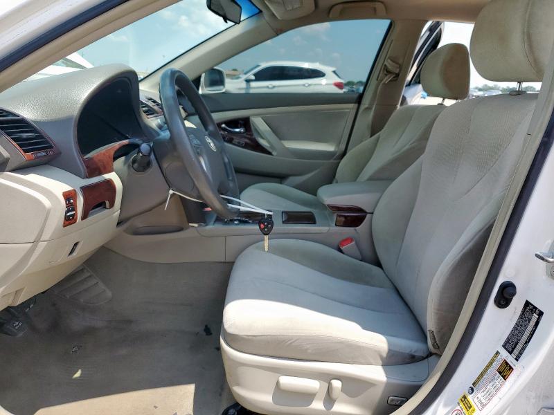 4T1BF3EK6AU526562 - 2010 TOYOTA CAMRY BASE WHITE photo 7