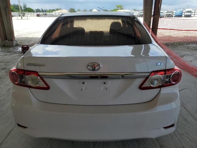 5YFBU4EEXDP157832 - 2013 TOYOTA COROLLA BASE 白色 照片 6
