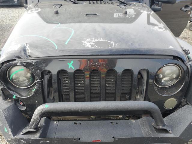 1C4HJWEG7DL550003 - 2013 JEEP WRANGLER U SAHARA أسود صورة 12