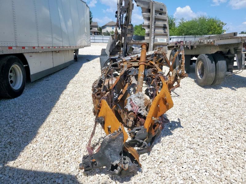 3AKJHHDV2RSUV6818 - 2024 FREIGHTLINER CASCADIA 1 فضي صورة 9