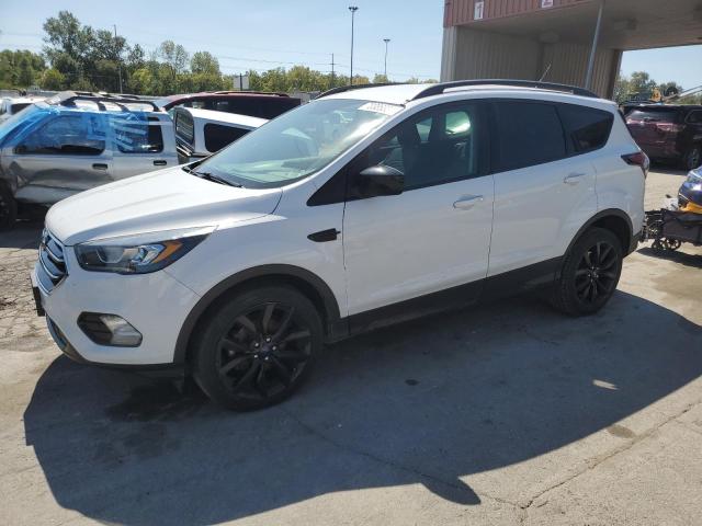 1FMCU0GD7JUD36308 - 2018 FORD ESCAPE SE WHITE photo 1