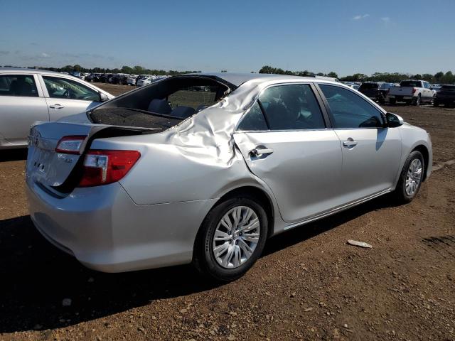 4T1BF1FK8CU027655 - 2012 TOYOTA CAMRY BASE SILVER photo 3