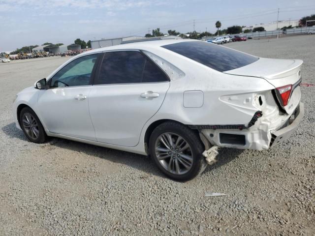 4T1BF1FK5GU155776 - 2016 TOYOTA CAMRY LE 白色 照片 2