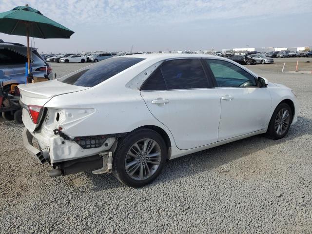 4T1BF1FK5GU155776 - 2016 TOYOTA CAMRY LE 白色 照片 3